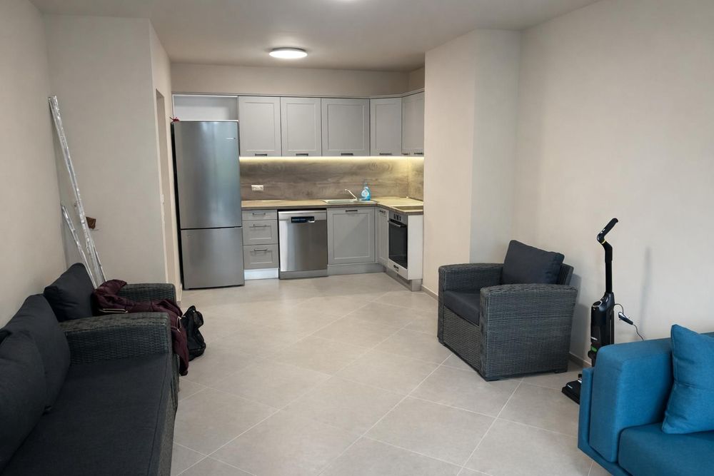 Двустаен апартамент под наем в ж.к. Кръстова вада, 2218710