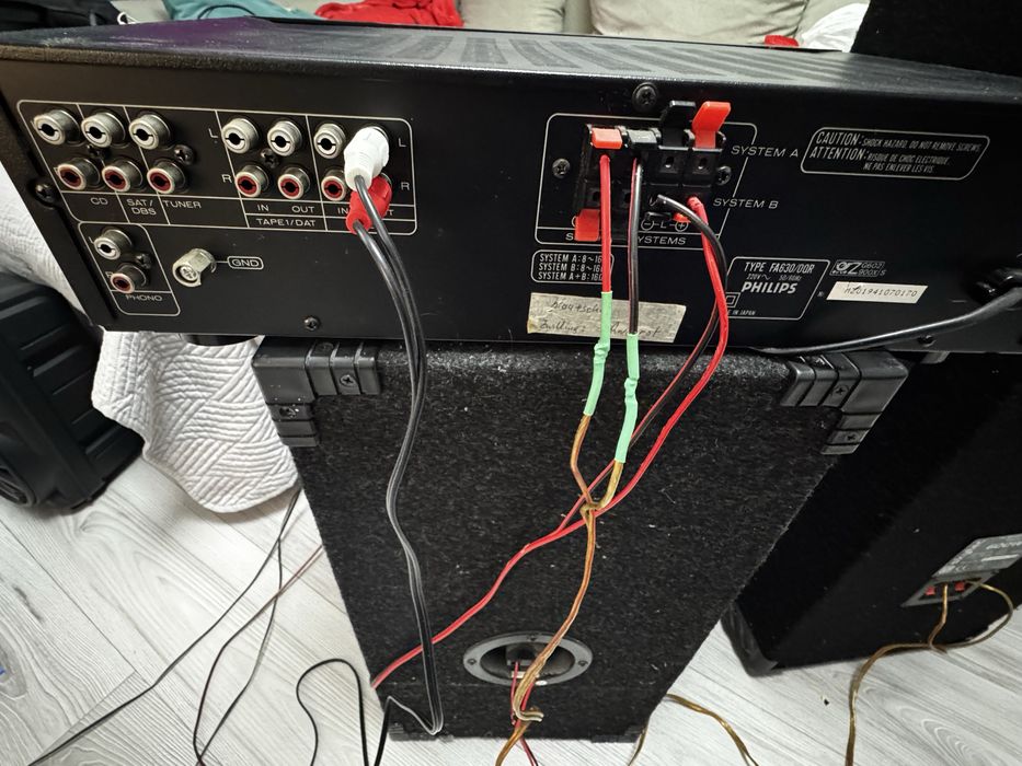 Vand/schimb Statie cu Boxe