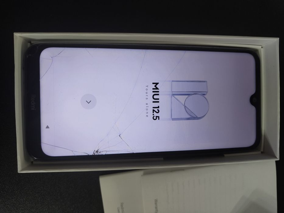 Redmi note 8,7,5 pro. Samsung j4