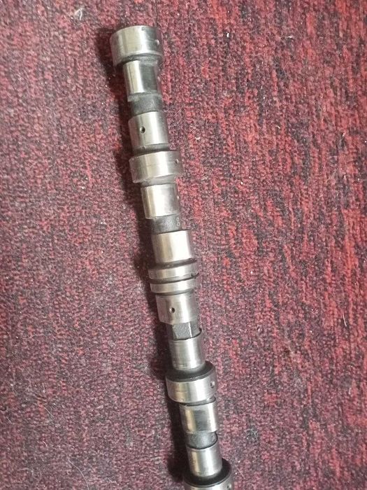 распредвал   на авто. жигули ваз 2106