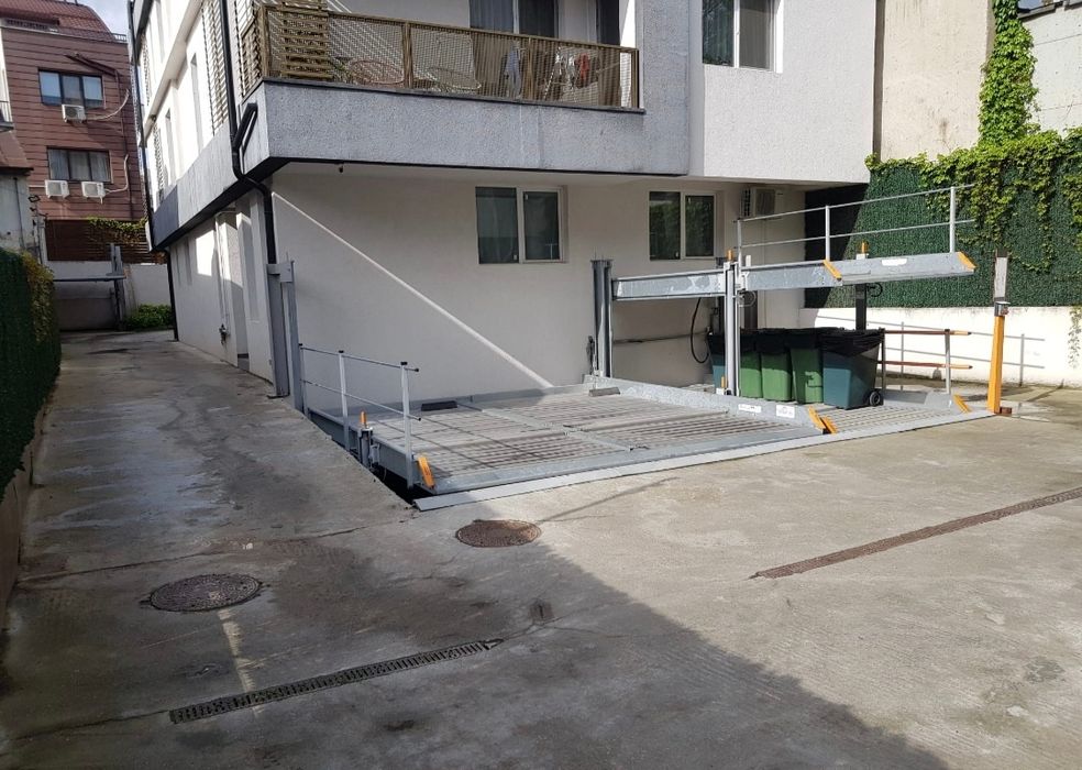 Vand loc de parcare Sector 2