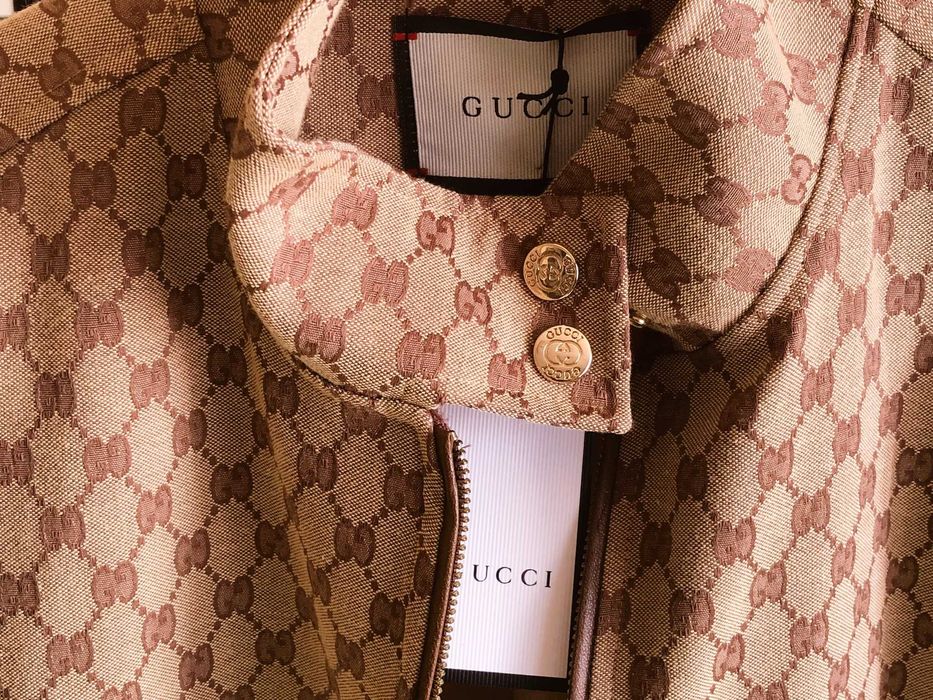 Преходно дамско сако