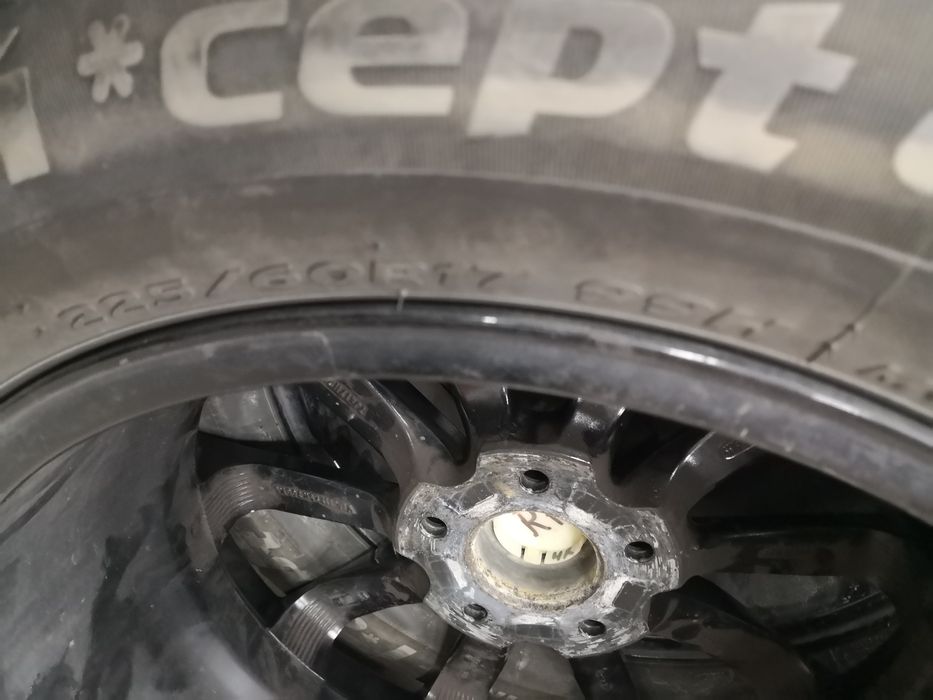 225 60 17 цола гуми hankook 4 броя