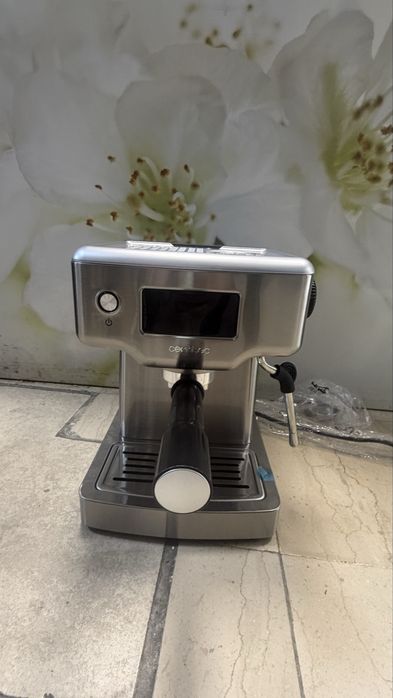 Еспресо кафемашина Cecotec Power Espresso 20