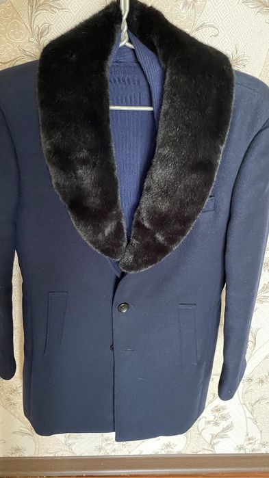 Продается мужская пальто Giorgio Armani