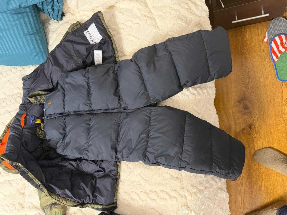 Costum iarnă Ralph Lauren – geacă și salopetă, 4–5 ani 300 lei