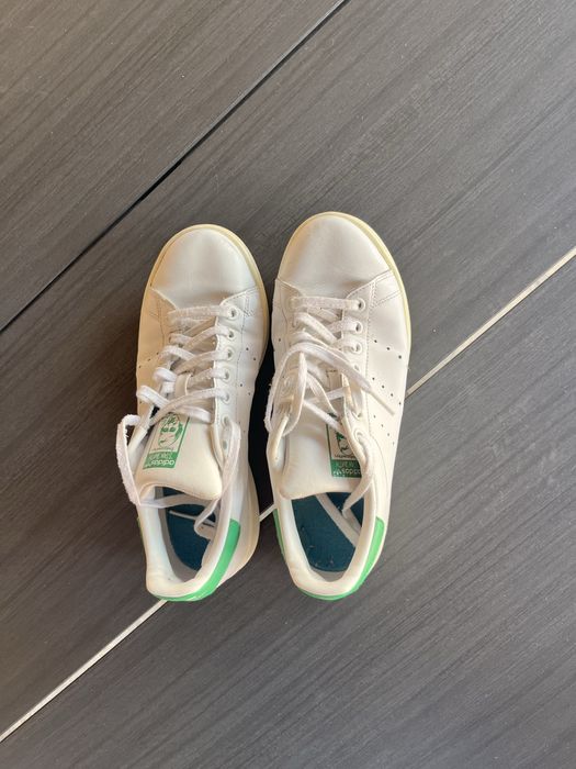 Продавам оригинални маратонки Adidas Stan Smith