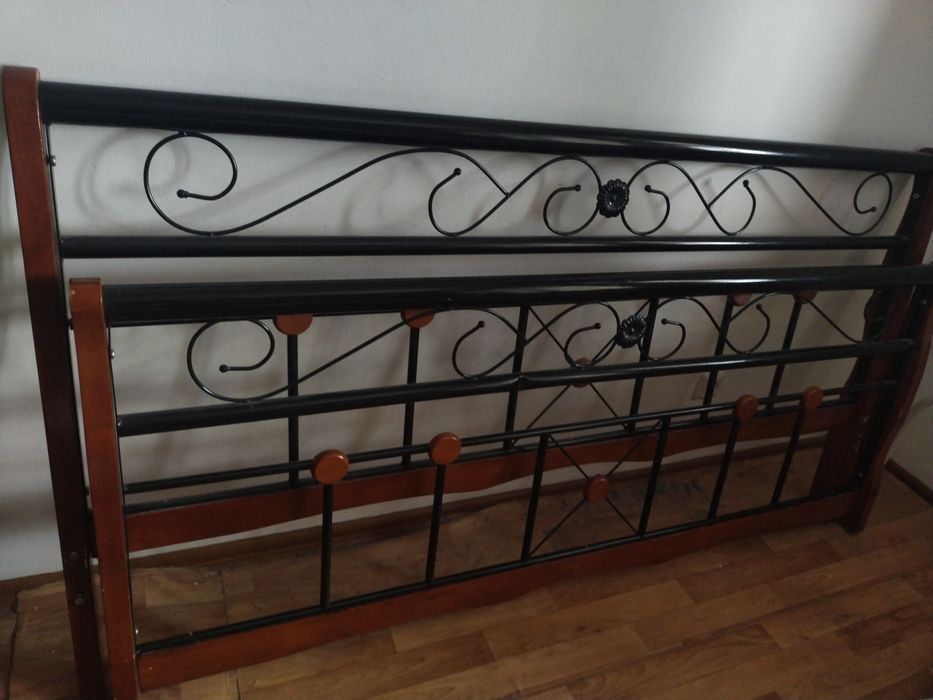 Спинки кроватей, дерево металл
