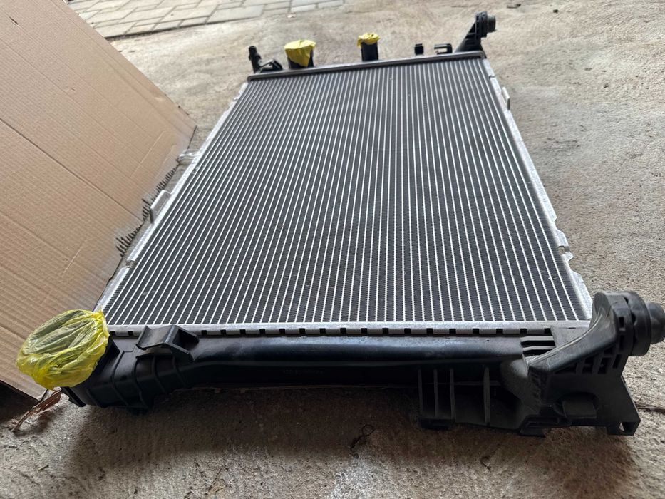 Радиатор PA66-GF30 R (2 броя -- единична цена)