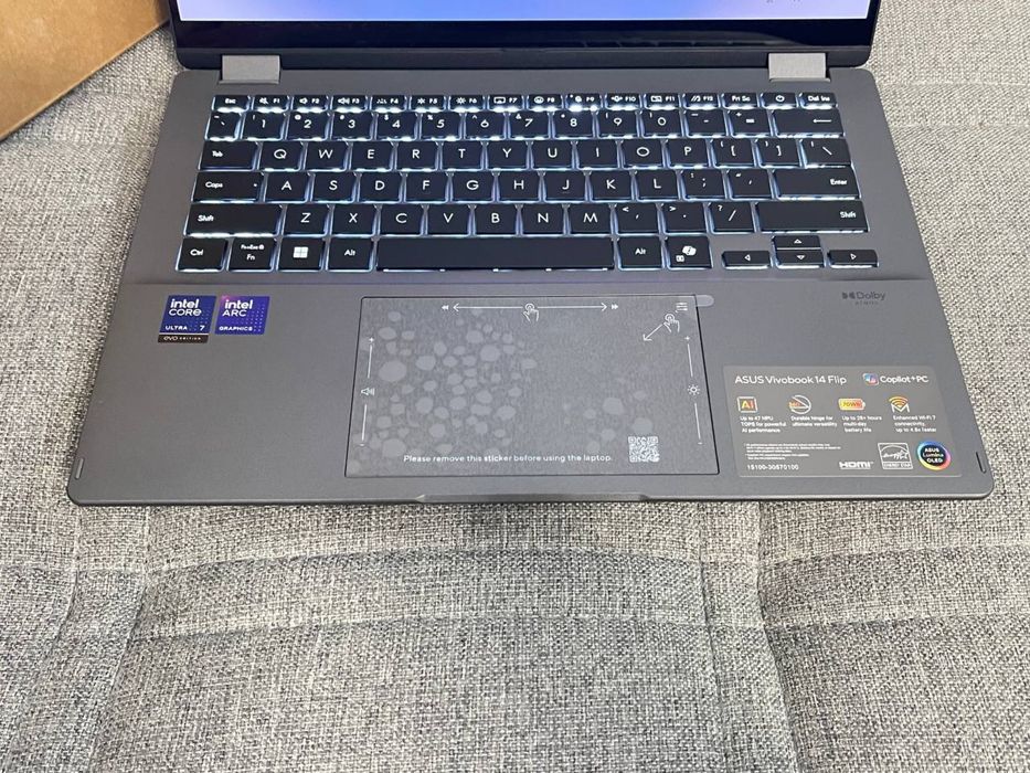 Asus 2025 Oled x360 ultra 7 Arc graphics