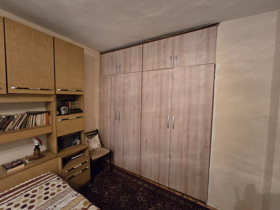 Продава се Тристаен апартамент в Казанлък - 72 кв.м за 815 €/кв.м - Снимка #2