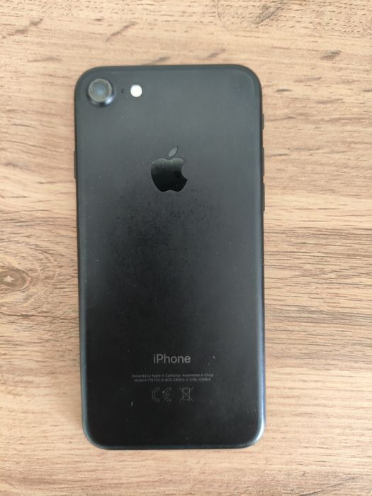 Продаю Iphone 7, 32 GB