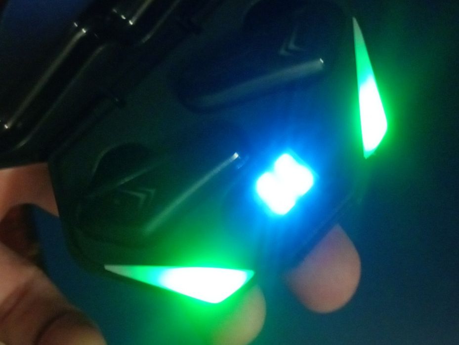 Продам наушники игровые