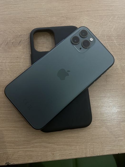 Продам Айфон 11 про