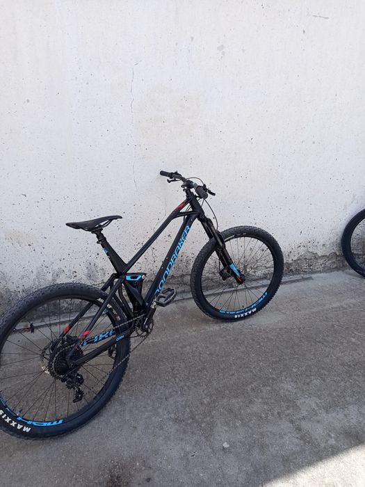 Mountain bike mondraker