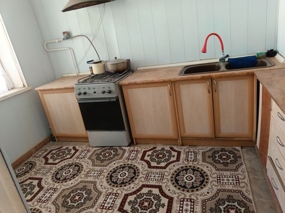 Kvartera sotiladi. Lomonosov 12a