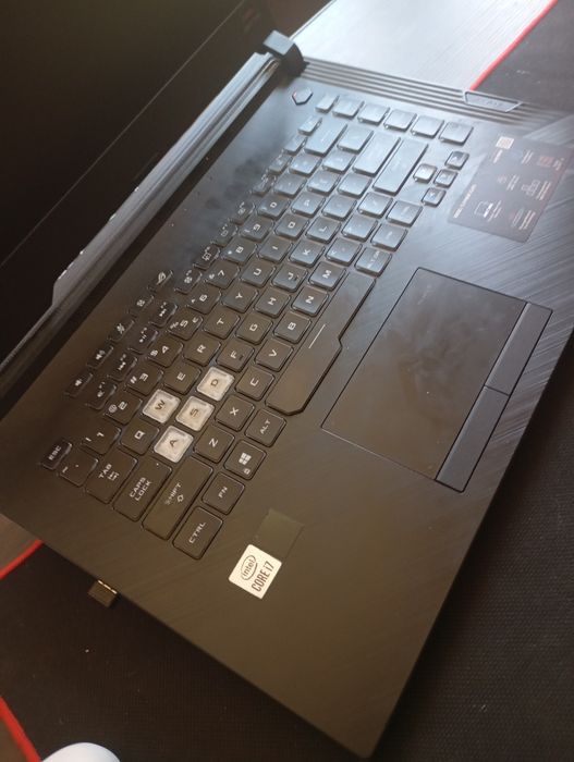 Laptop Gaming G15 (ROG STRIX)