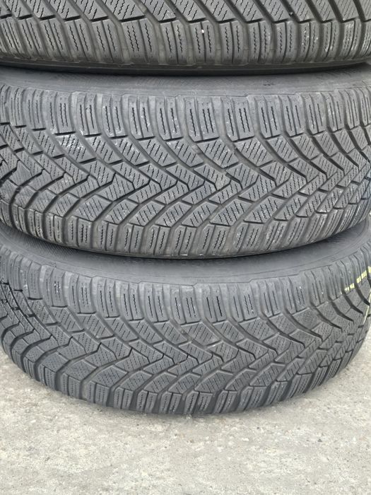 4 Броя 205/55/16 Continental 2x6,2mm 2x5,5mm