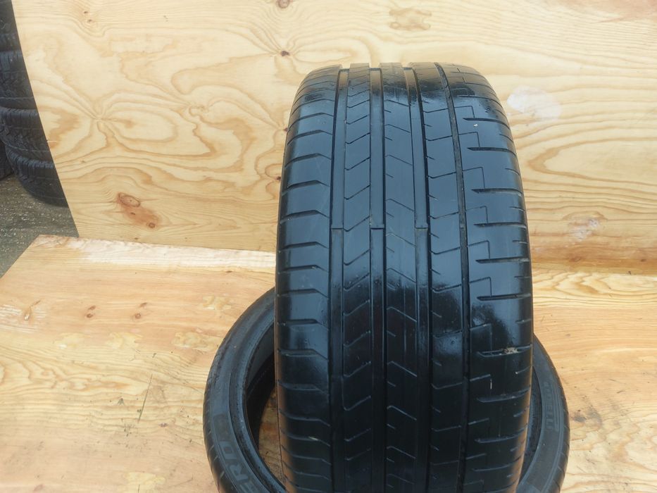175 lei bucata! Doua anvelope de var 265 35 r22 Pirelli P Zero