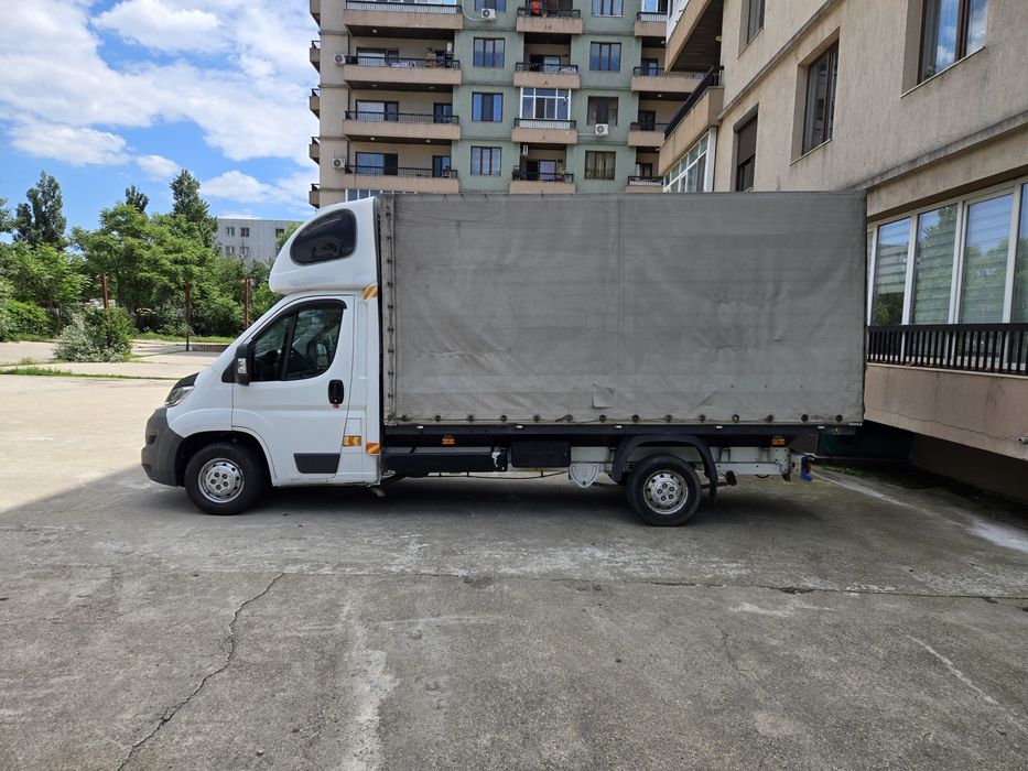 Transport moloz Debarasari apartamente