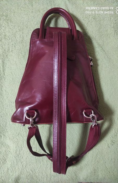 Дамска раница от естествена кожа