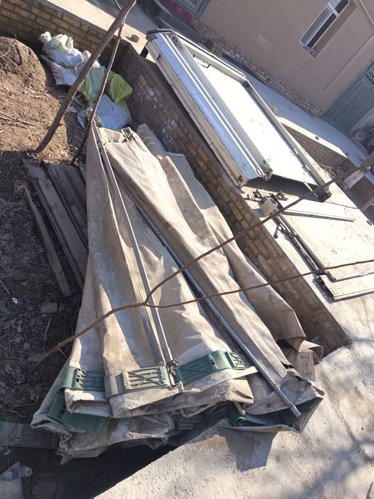 Tent sotiladi poldan tepasi