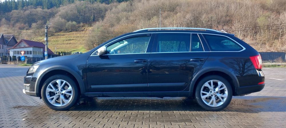 De vânzare Skoda Octavia Scout 2.0 l