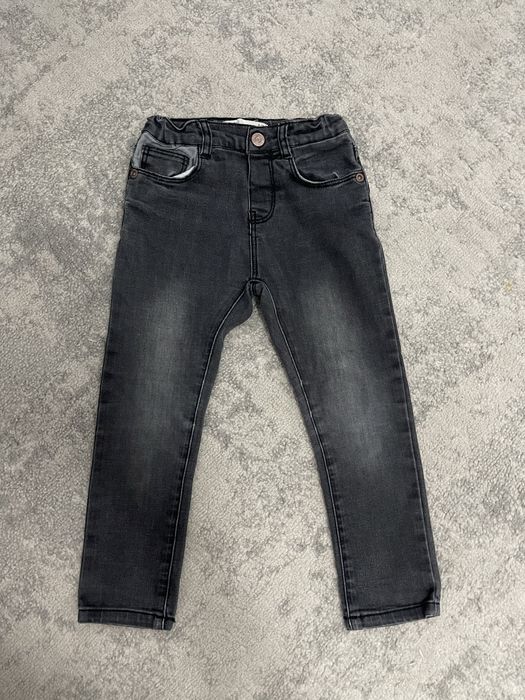 Blugi zara marimea 98 ca si noi