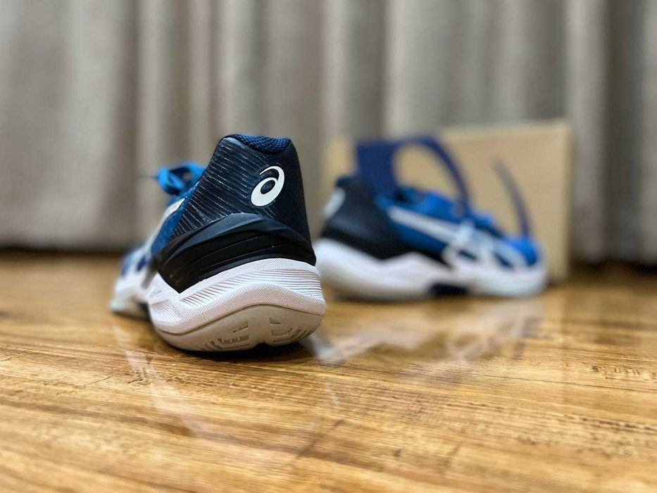 Asics Sky Elite волейбольные кроссовки РАЗМЕР 39,40