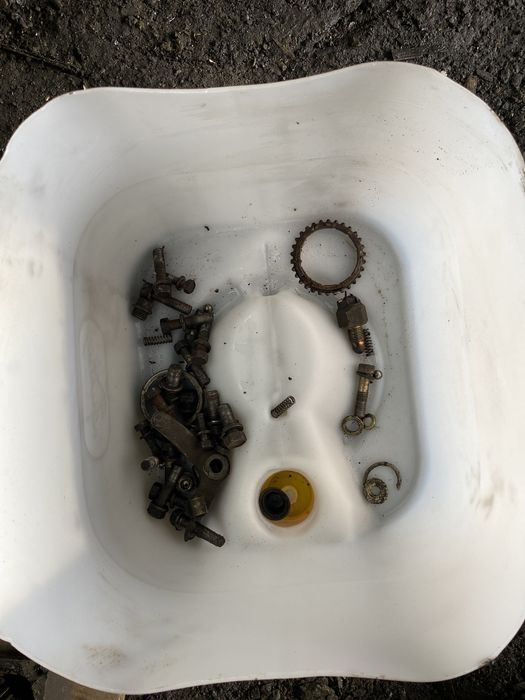 Продам запчасти на коробку Митсубиси