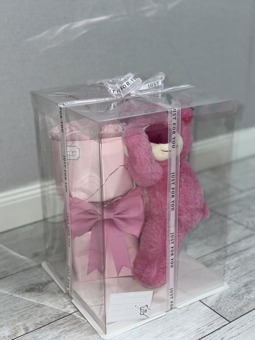 Подарок мишка с розами!