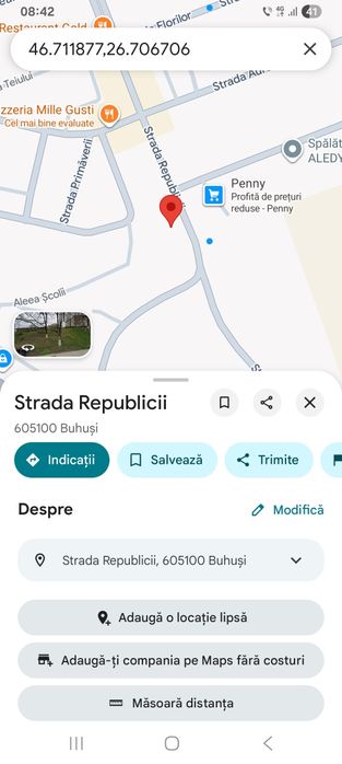 Vând apartament cu 3 camere + garaj în curte tel..0749180678