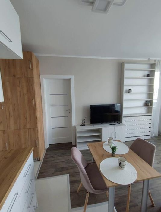 Дава се под наем Двустаен апартамент в София, Банишора - 50 кв.м за 550 € - Снимка #2