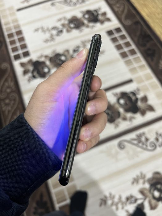 Iphone 11 pro 256 talik rodnoy