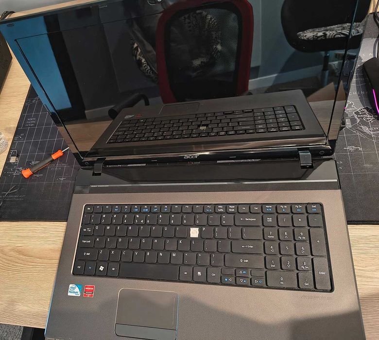 Notebook Acer 7750ZG