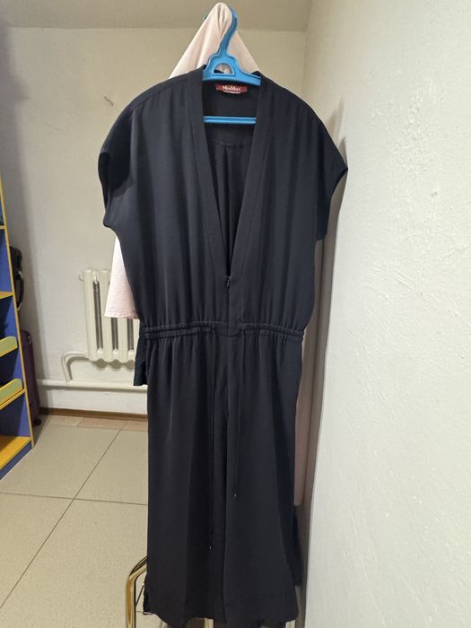 Продам комбинезон Италия Maxmara