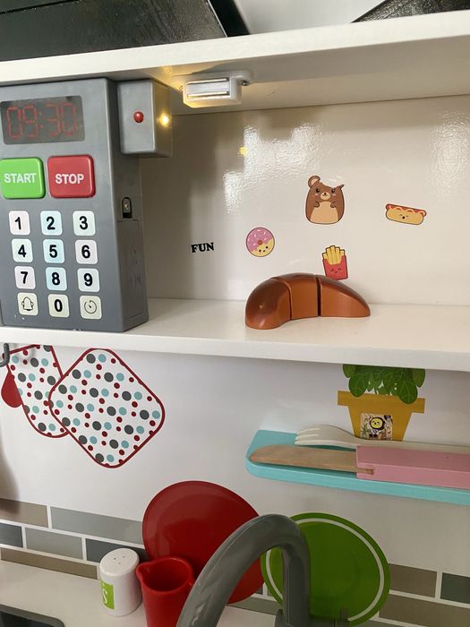 Vand bucatarie de lemn pentru copii