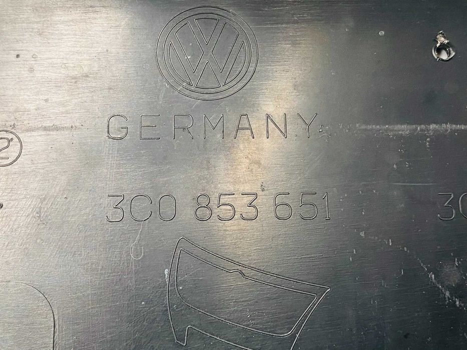 решетка радиаторна VW Passat 6 модел 2006-2011 . #1061V.