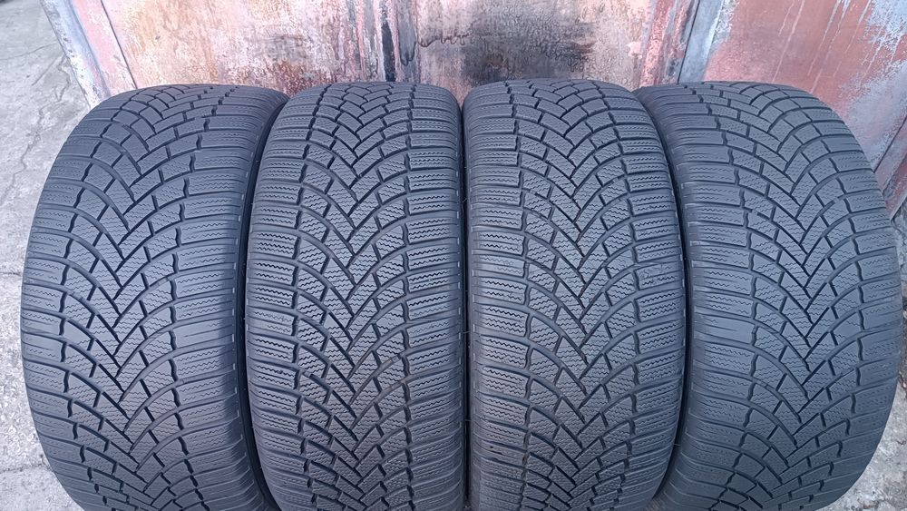 235/45/17 Bridgestone Дот 2222