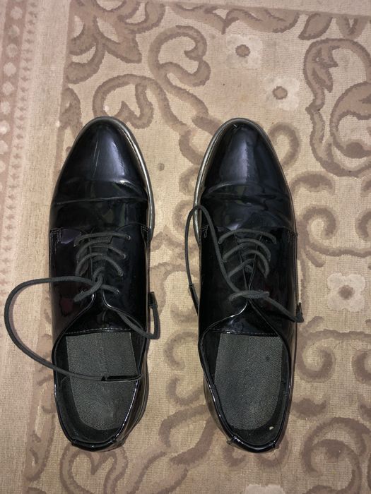 лакированные туфли