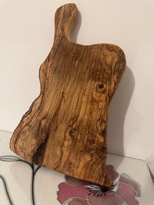 Дъска за рязане и сервиране от маслина (опция за гравиране)