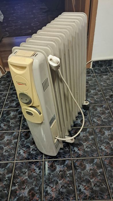 Vand calorifer electric pe ulei..