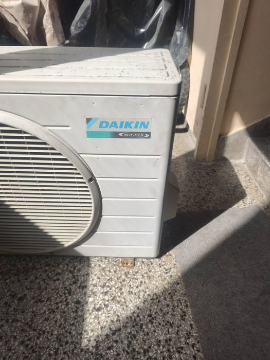 Климатик Daikin 9' и интеверторен мотор