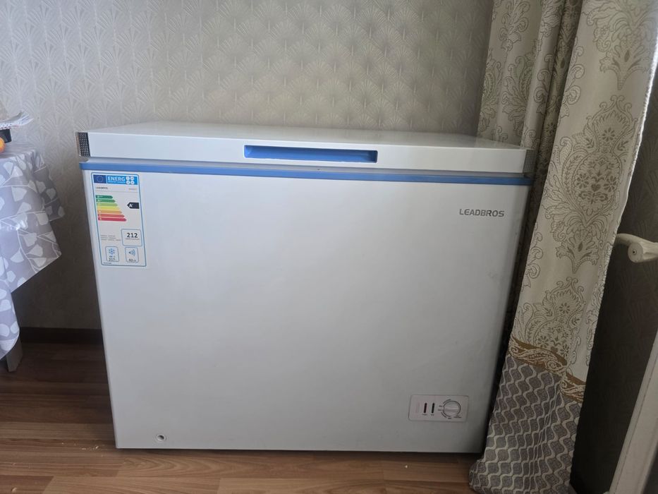Продается морозильная камера.