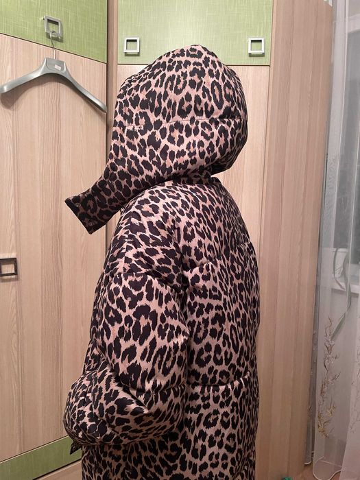 Куртка женская..