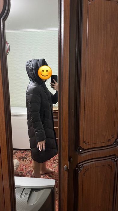 Продам женские пуховики
