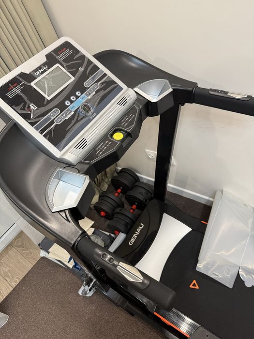 Продам Беговая дорожка GENAU