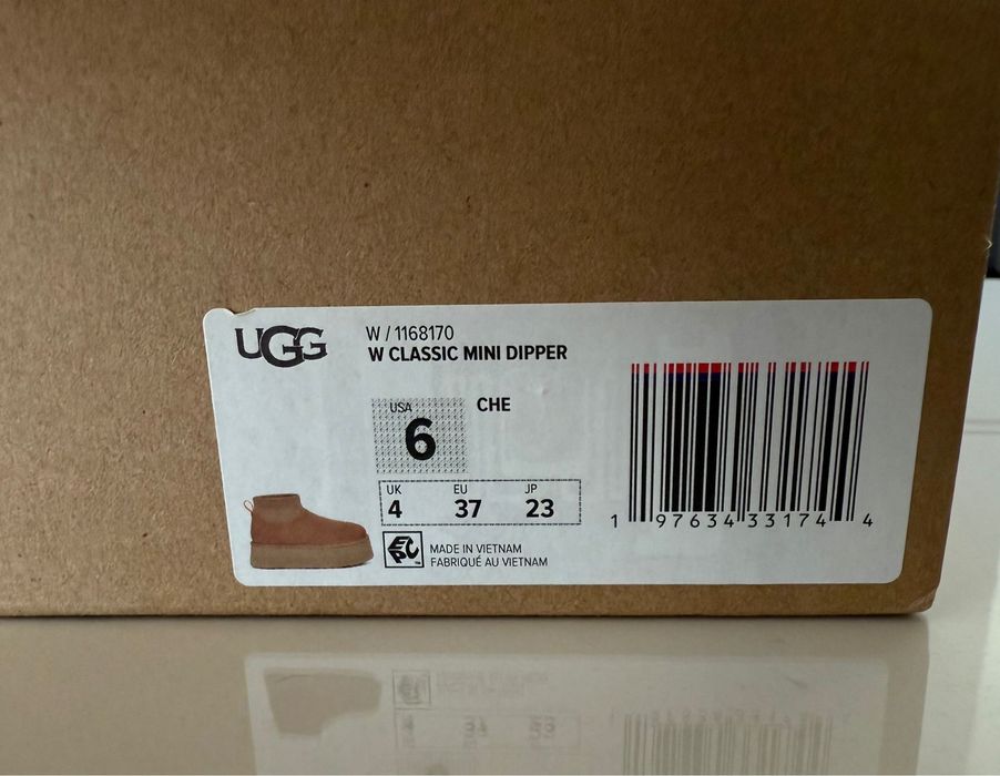 Ugg mini marimea 37