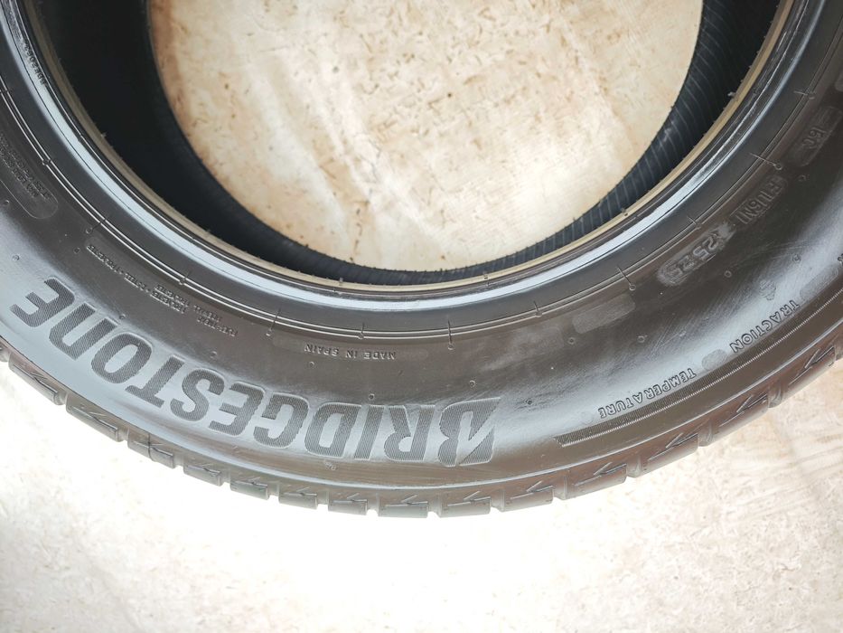 Anvelope 215/60/16 an 2025 ca noi vara BRIDGESTONE Turanza T005