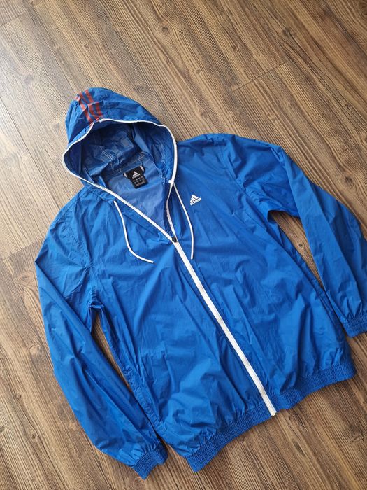 Страхотно мъжко тънко яке ADIDAS размер M